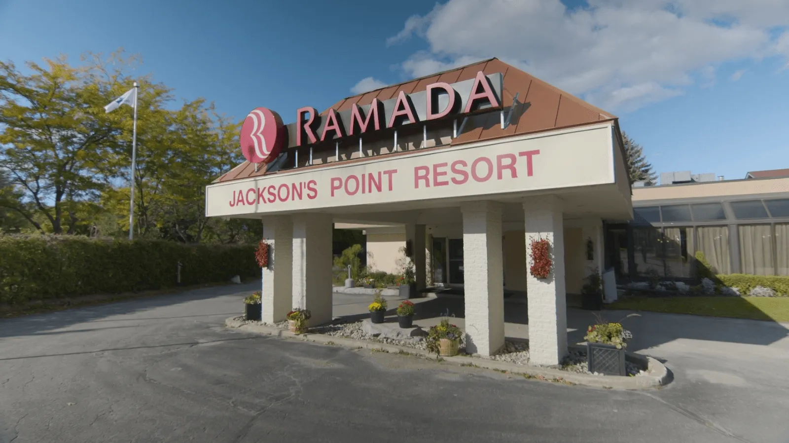 Ramada Hotel Store Front